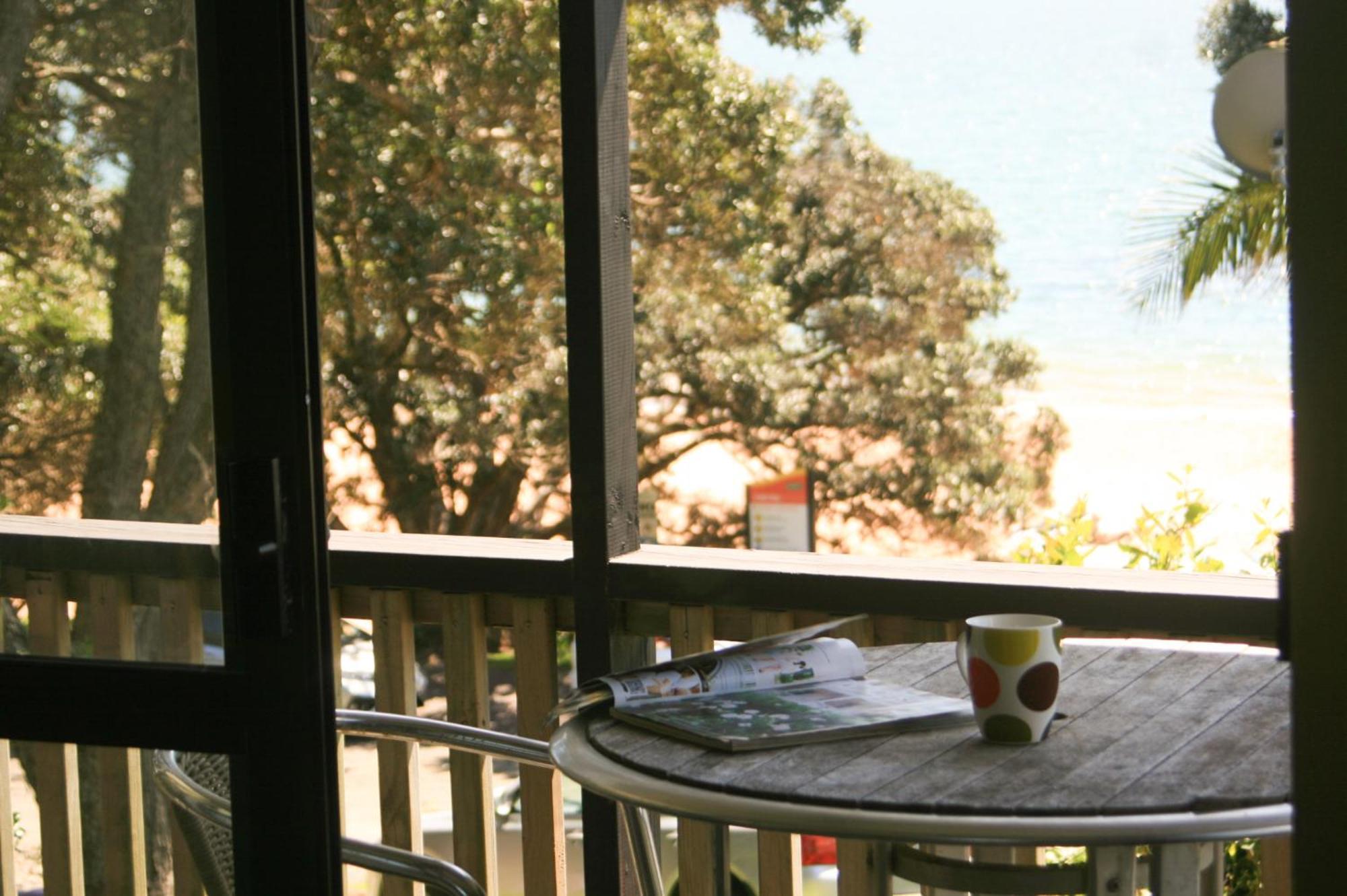 Driftwood Lodge Beachfront, Cable Bay, Northland Coopers Beach Extérieur photo