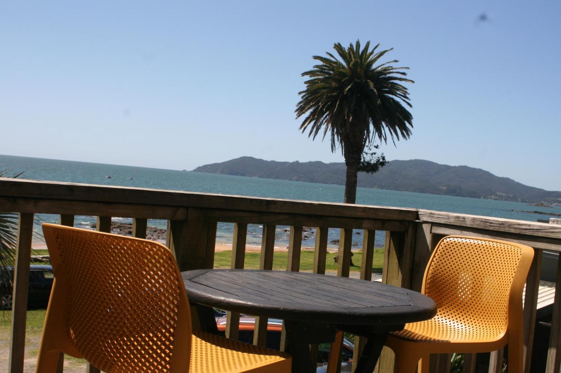 Driftwood Lodge Beachfront, Cable Bay, Northland Coopers Beach Extérieur photo