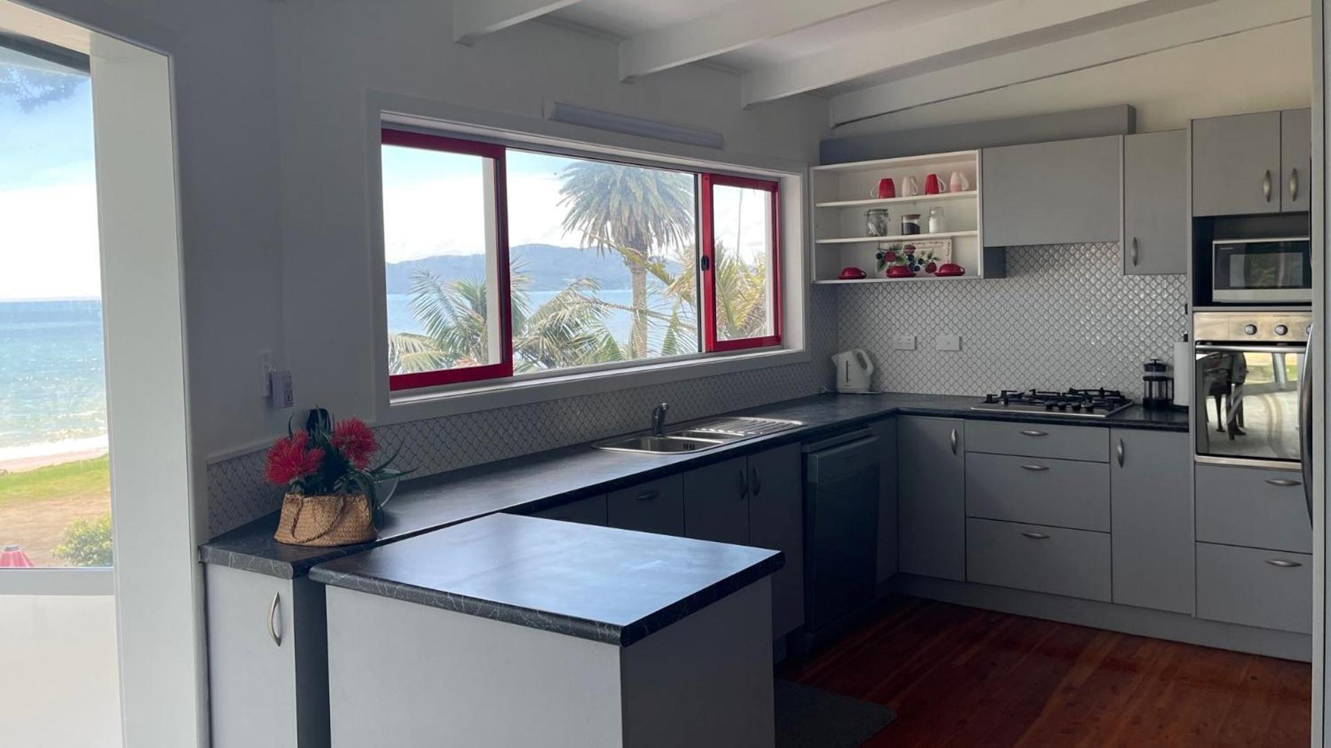 Driftwood Lodge Beachfront, Cable Bay, Northland Coopers Beach Chambre photo